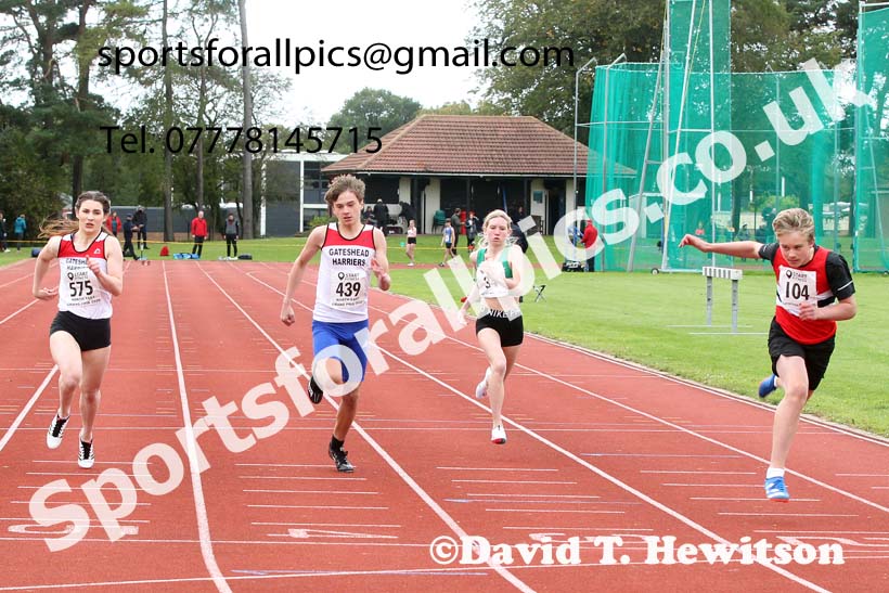 100 metres, NECAA Open Meeting, Morpeth, Sunday, September 27th. David T. Hewitson/Sports for All Pics